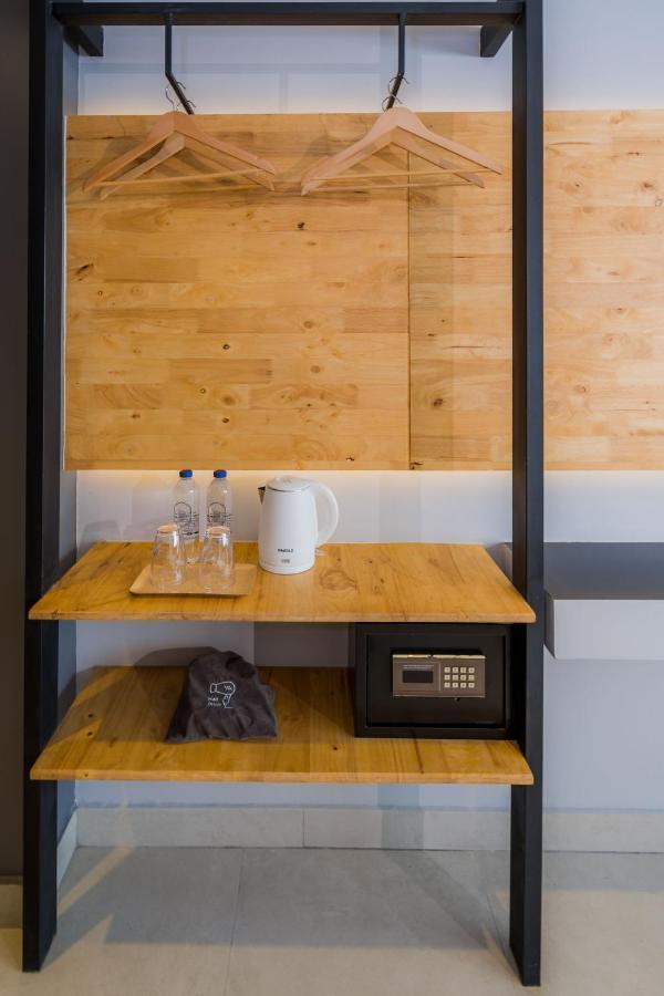 Lek Lek Samui Room X Coffee Bar チャウエン エクステリア 写真